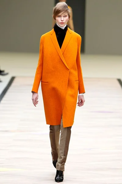Look 5
